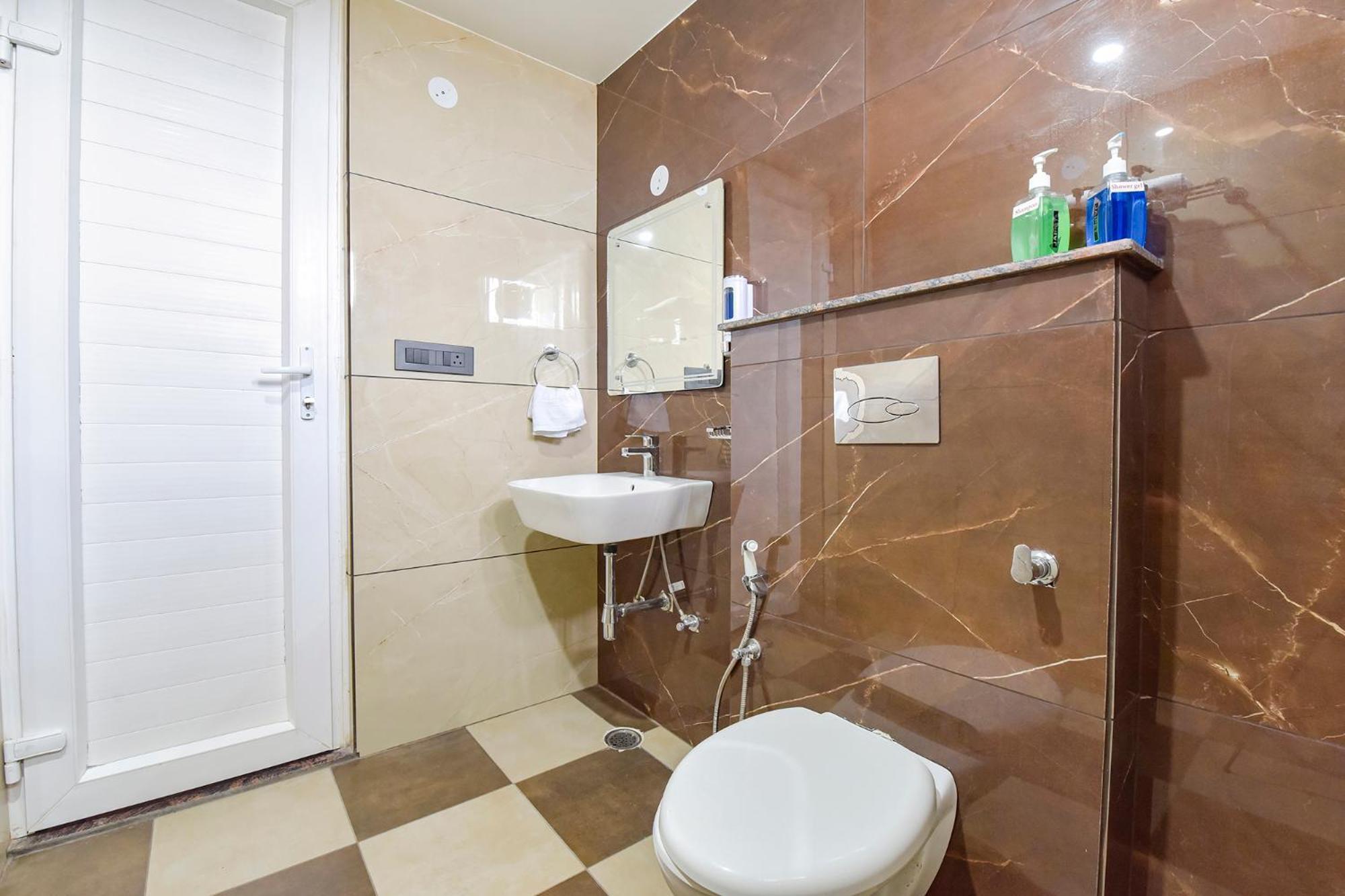 Fabhotel Elite Clement Town Екстериор снимка
