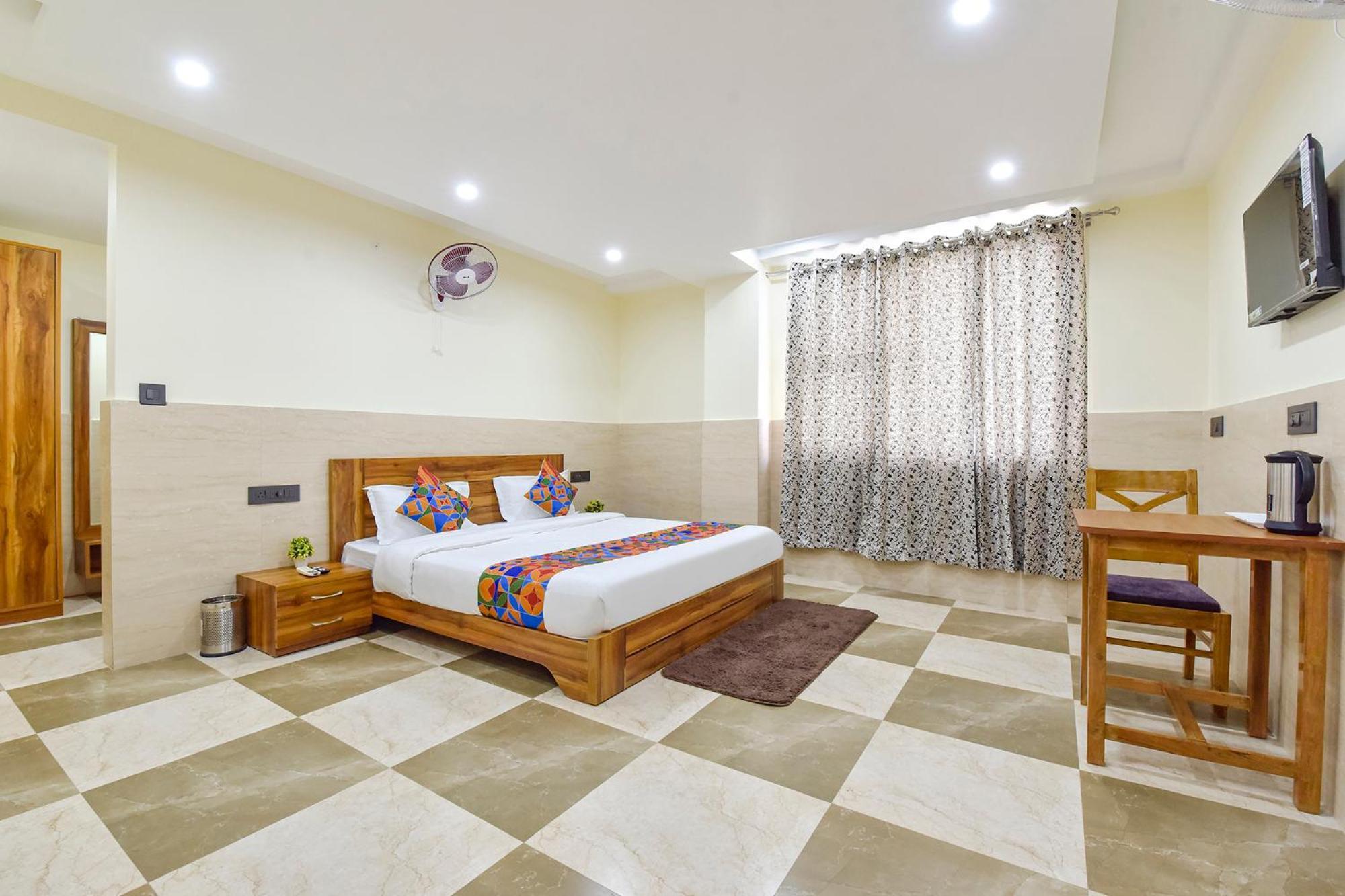 Fabhotel Elite Clement Town Екстериор снимка