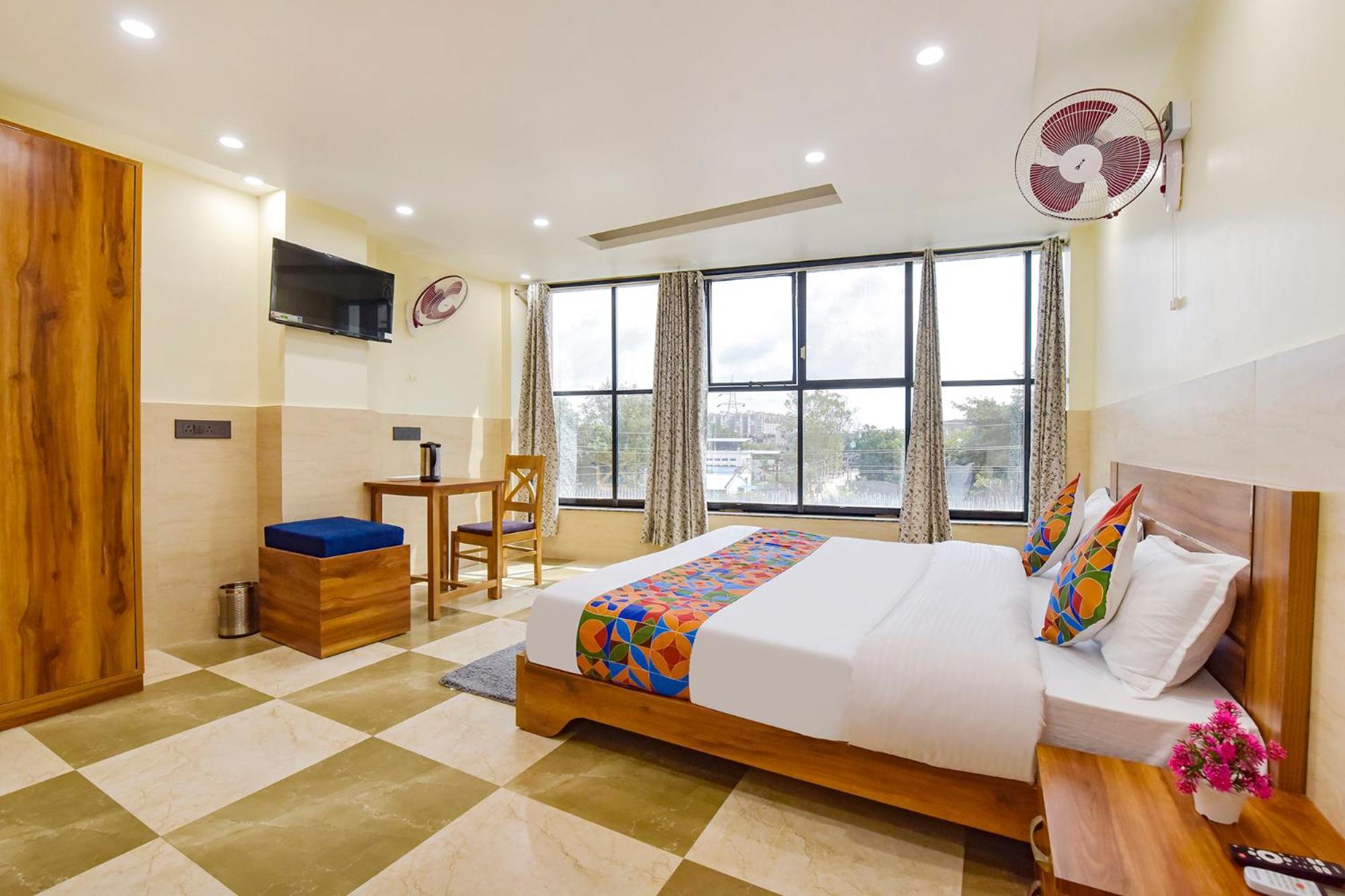 Fabhotel Elite Clement Town Екстериор снимка
