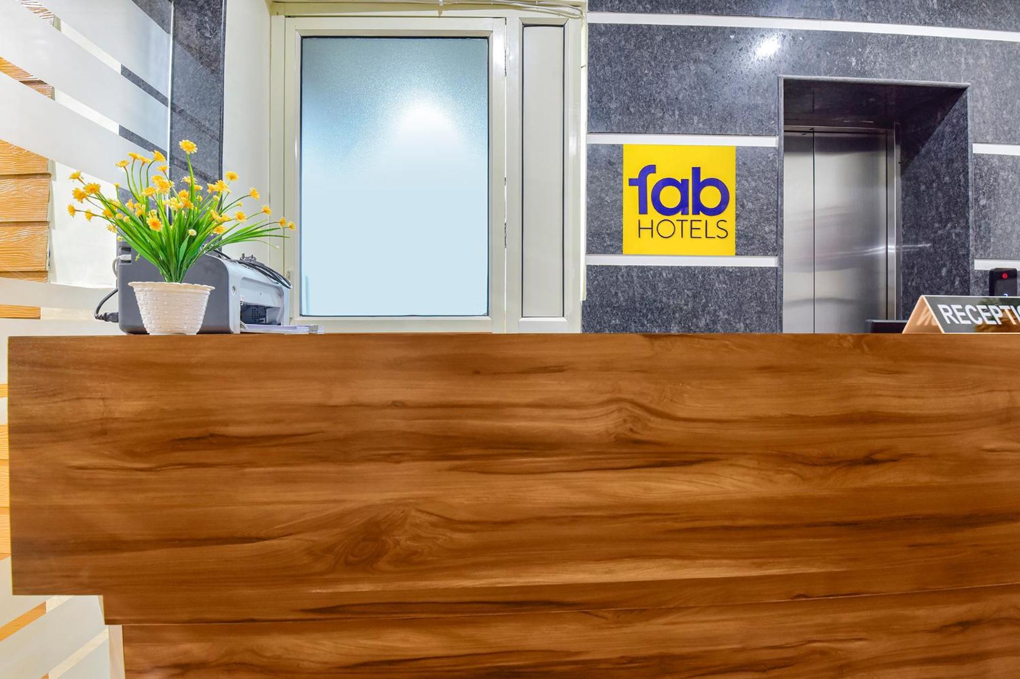 Fabhotel Elite Clement Town Екстериор снимка