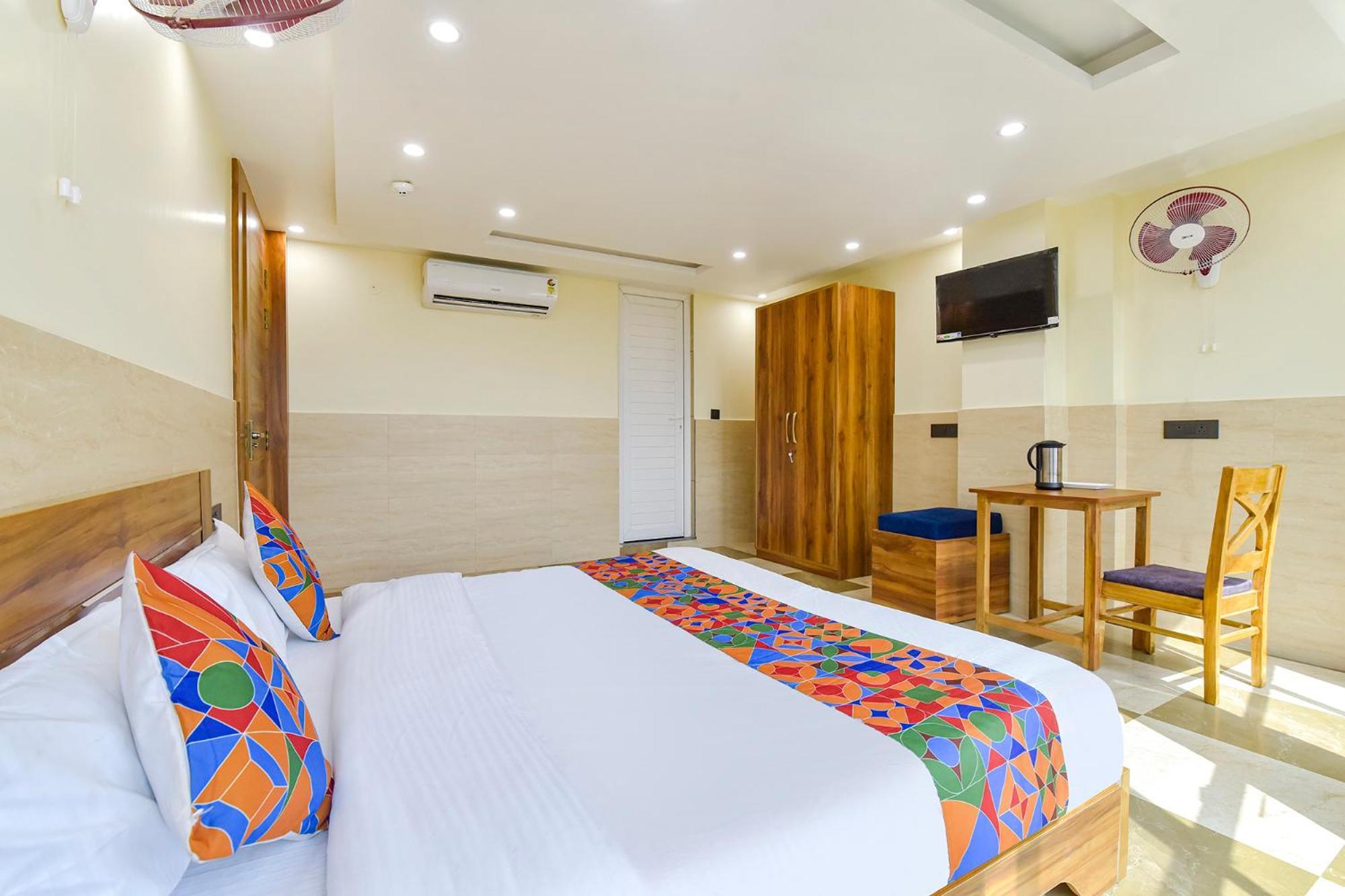 Fabhotel Elite Clement Town Екстериор снимка